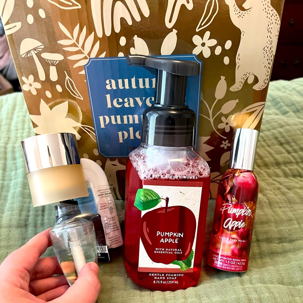 Bath and Body Works Fall Bundle - All new!!!